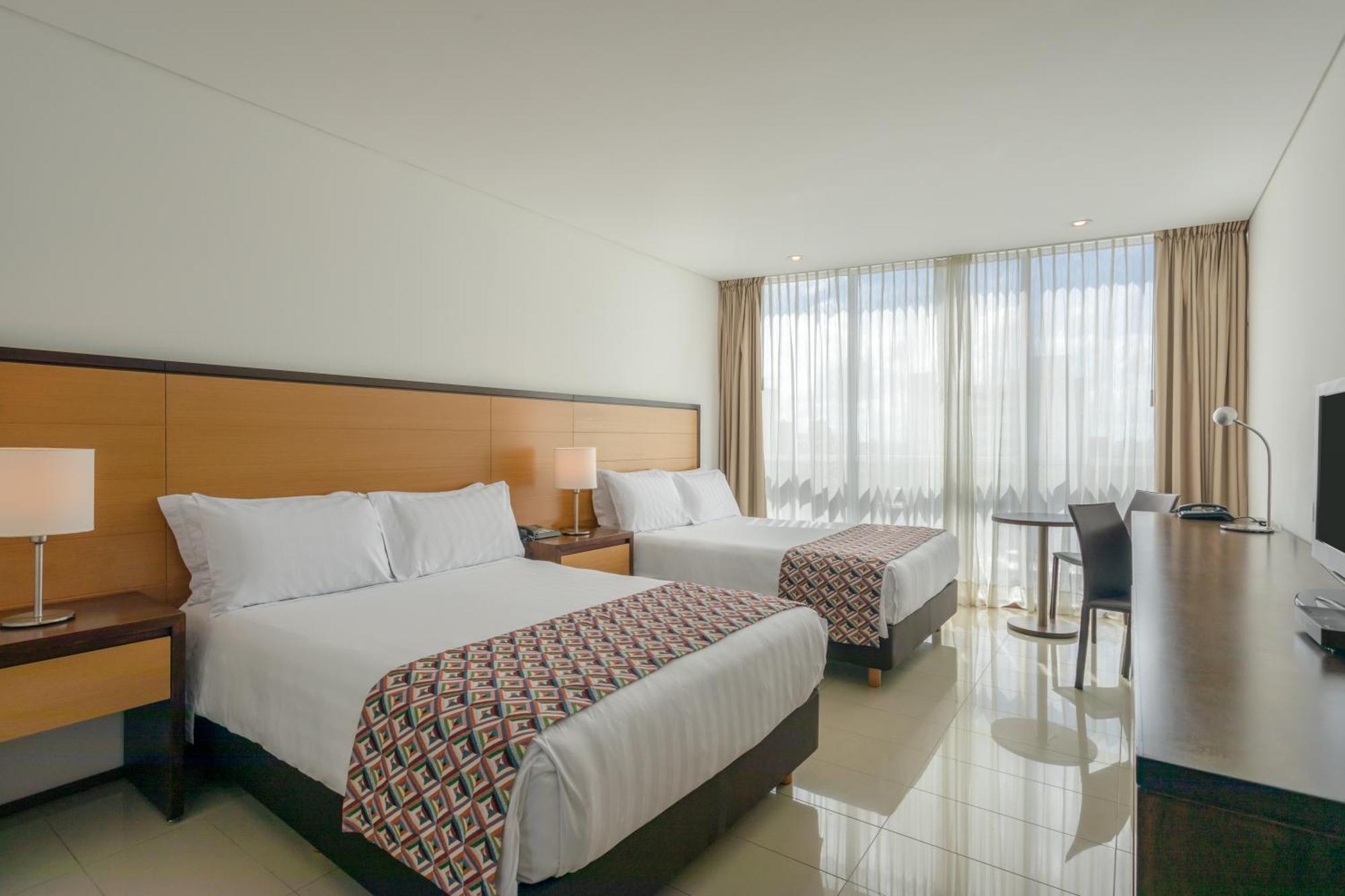 Estelar Alto Prado Barranquilla  Ngoại thất bức ảnh A room at the hotel