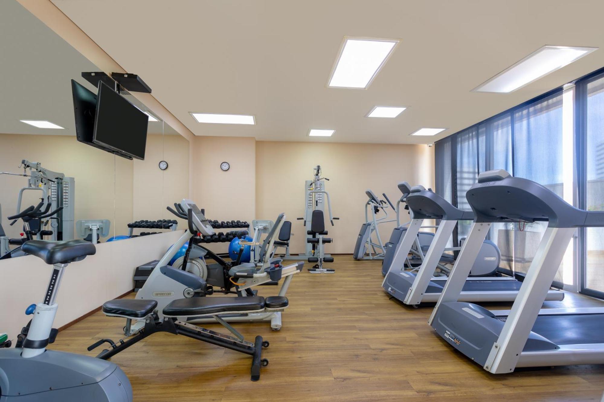 Estelar Alto Prado Barranquilla  Ngoại thất bức ảnh The gym at the hotel