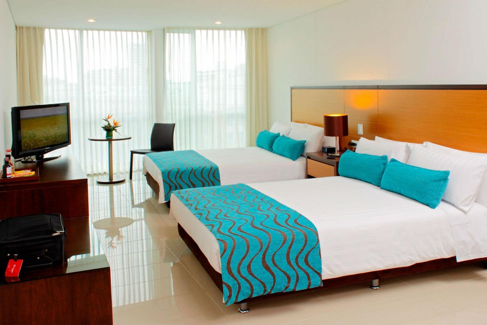 Estelar Alto Prado Barranquilla  Ngoại thất bức ảnh A room at the hotel