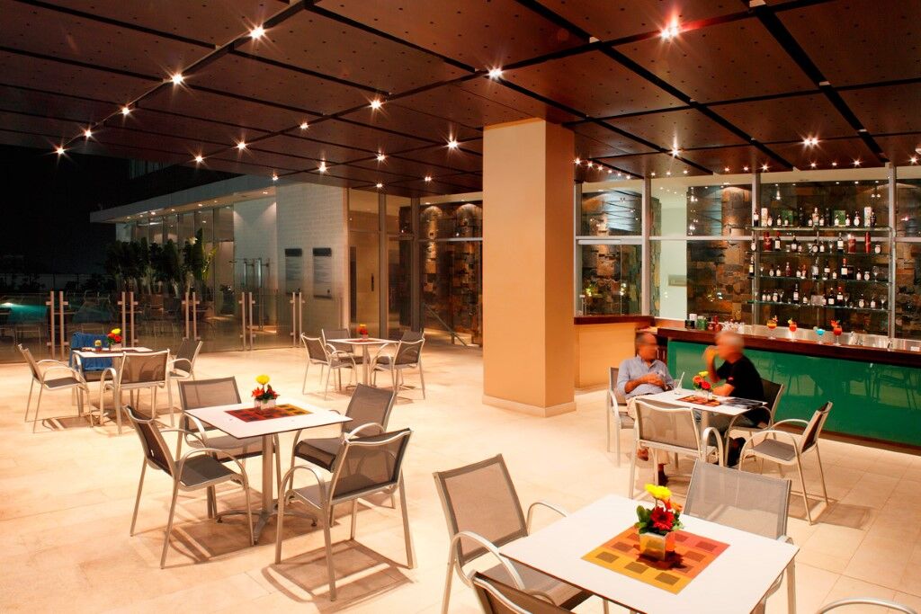 Estelar Alto Prado Barranquilla  Ngoại thất bức ảnh The Sky Bar